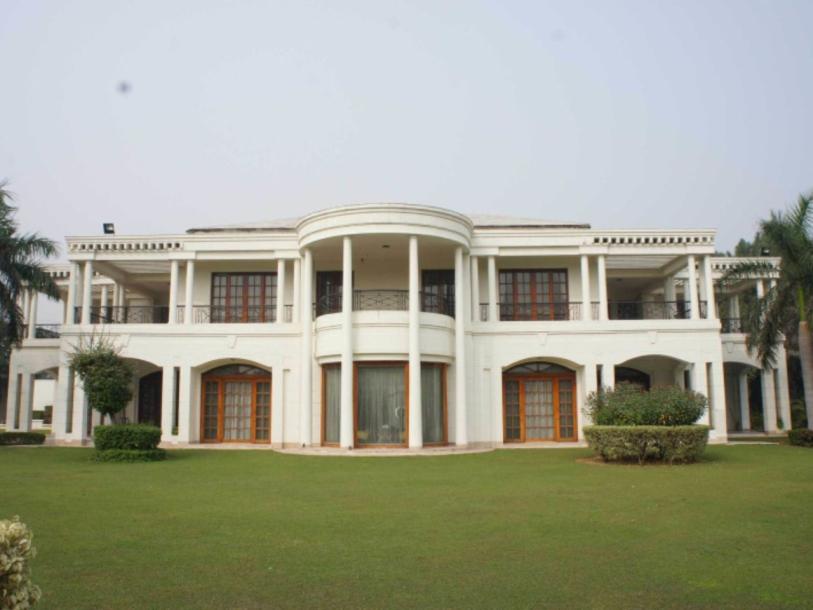 10 BHK Farm House 9680 Sq Yards for Sale in Bandhwari Gurgaon-2