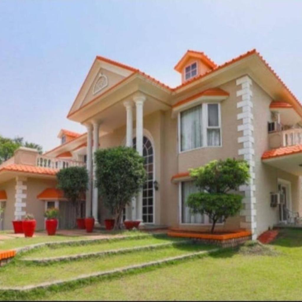 Explore Farmhouses for Sale in Taoru Gurgaon