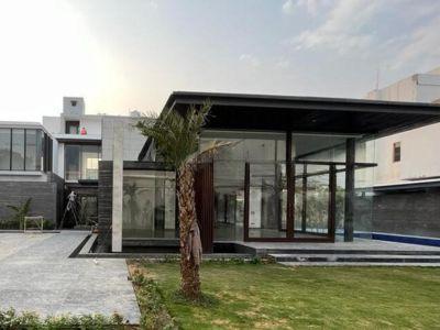 5 Bedroom Farm house 2420 sq yds in Vasant Kunj, South Delhi