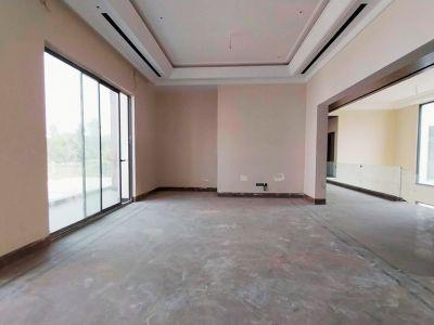 5 Bedroom Farm house 2400 sq yds in Sultanpur, South Delhi