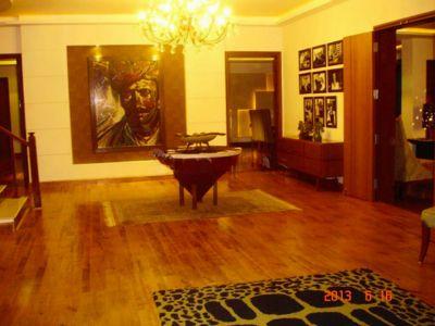 5 Bedroom Farm house 12100 sq yds in Dera Mandi, South Delhi