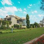 9 Bedroom Farm house 24200 sq yds in Chattarpur, South Delhi