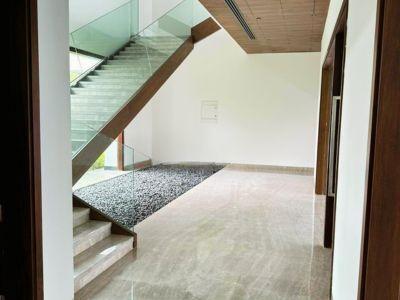 5 Bedroom Farm house 4840 sq yds in Dera Mandi, South Delhi