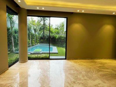 5 Bedroom Farm house 1400 sq yds in Sultanpur, Delhi