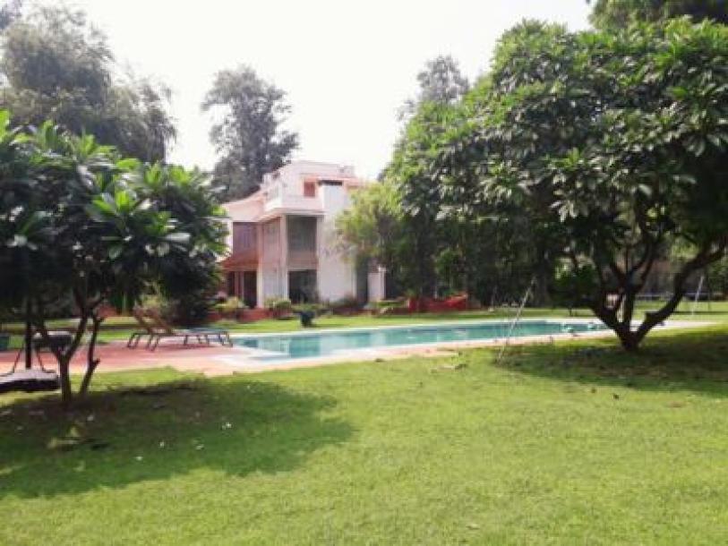 4 Bedroom Farm house 9680 sq yds in Ansal Satbari, South Delhi-3