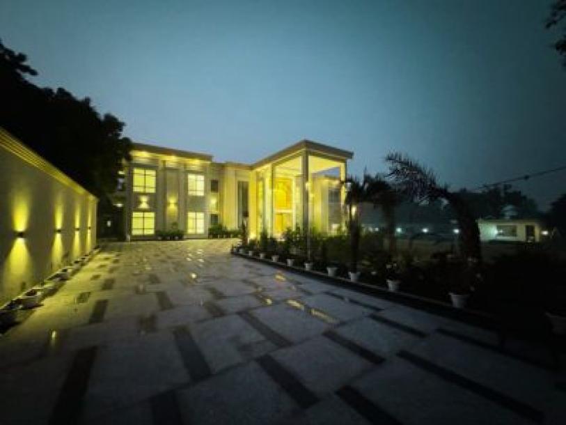 6 Bedroom Farm house 1778 sq yds in Chattarpur, South Delhi-2