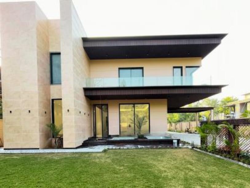 7 Bedroom Farm house 12100 sq yds in Ansal Satbari, South Delhi-6