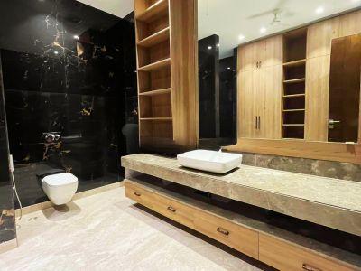 5 Bedroom Farm house 1400 sq yds in Sultanpur, Delhi