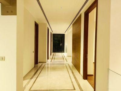 6 Bedroom Farm house 2200 sq yds in Radhey Mohan Drive, South Delhi