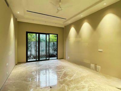 5 Bedroom Farm house 1600 sq yds in Ansal Satbari, South Delhi