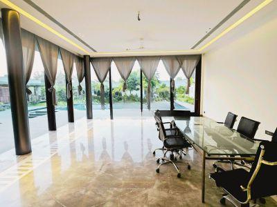 6 Bedroom Farm house 1600 sq yds in Chattarpur Delhi