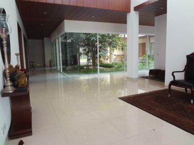 5 Bedroom Farm house 14520 sq yds in Chhatarpur DLF Farms, South Delhi