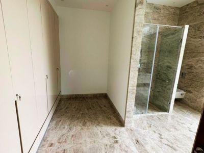 5 Bedroom Farm house 4840 sq yds in Dera Mandi, South Delhi