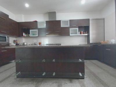 6 Bedroom Farm house 1222 sq yds in Chhatarpur DLF Farms, South Delhi