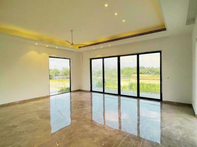 6 Bedroom Farm house 1600 sq yds in Chattarpur, South Delhi