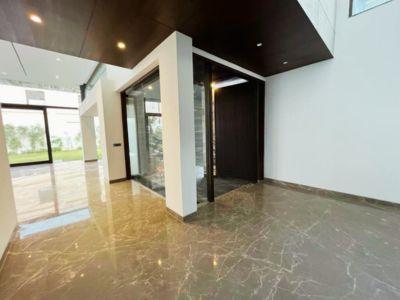 5 Bedroom Farm house 2420 sq yds in Vasant Kunj, South Delhi