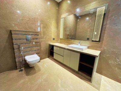 6 Bedroom Farm house 4840 sq yds in Sultanpur, South Delhi