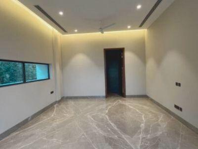 6 Bedroom Farm house 1600 sq yds in Chattarpur Delhi