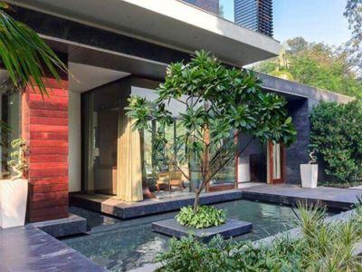 6 Bedroom Farm house 2000 sq yds in Chattarpur, South Delhi