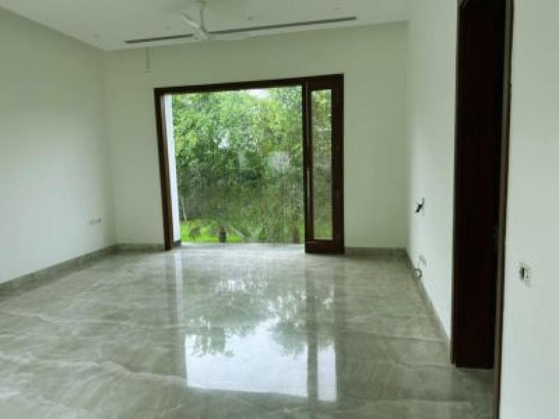 5 Bedroom Farm house 4850 sq yds in Dera Mandi South Delhi-2