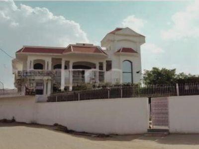 5 Bedroom Farm house 9680 sq yds in Dera Mandi Delhi