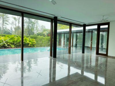 5 Bedroom Farm house 4840 sq yds in Dera Mandi, South Delhi