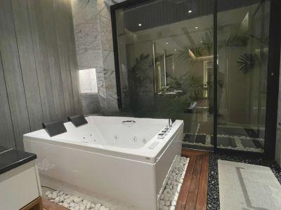 5 Bedroom Farm house 2420 sq yds in Chattarpur Delhi