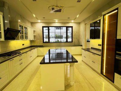 5 Bedroom Farm house 5808 sq yds in Chattarpur, South Delhi