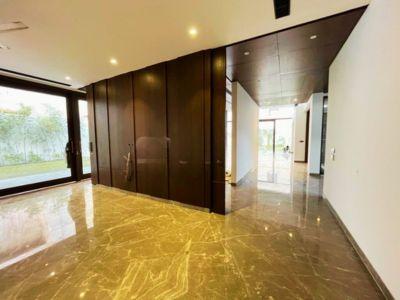 5 Bedroom Farm house 2420 sq yds in Vasant Kunj, South Delhi