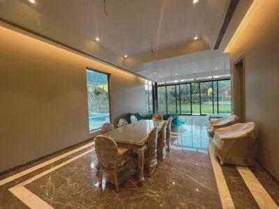 6 Bedroom Farm house 6534 sq yds in Chattarpur, South Delhi