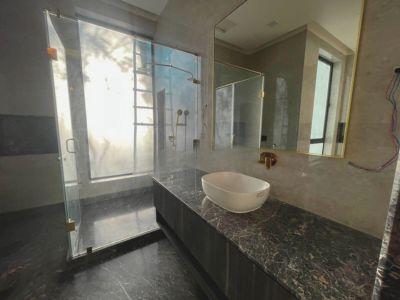 6 Bedroom Farm house 6534 sq yds in Chattarpur, South Delhi