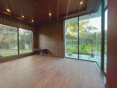 6 Bedroom Farm house 6534 sq yds in Chattarpur, South Delhi