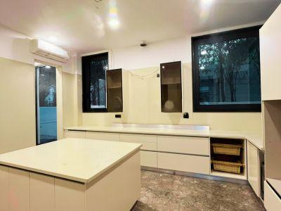 5 Bedroom Farm house 1750 sq yds in Chhatarpur DLF Farms, South Delhi