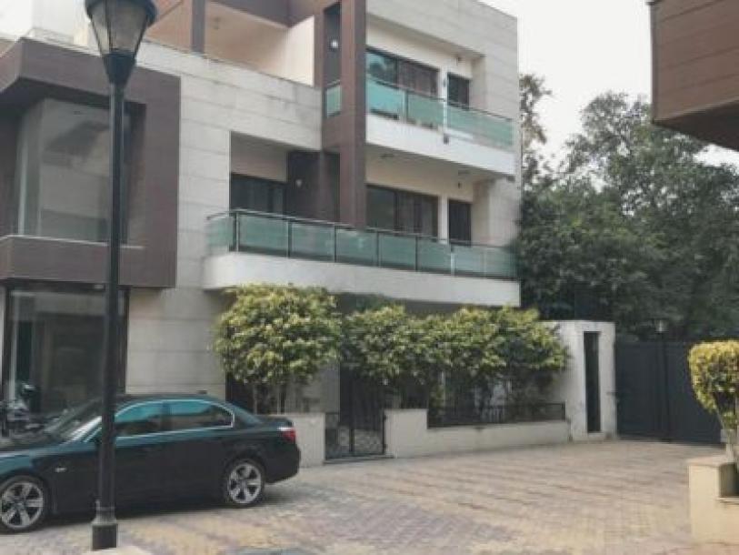 5 Bedroom Farm house 502 sq yds in Chattarpur, South Delhi-1