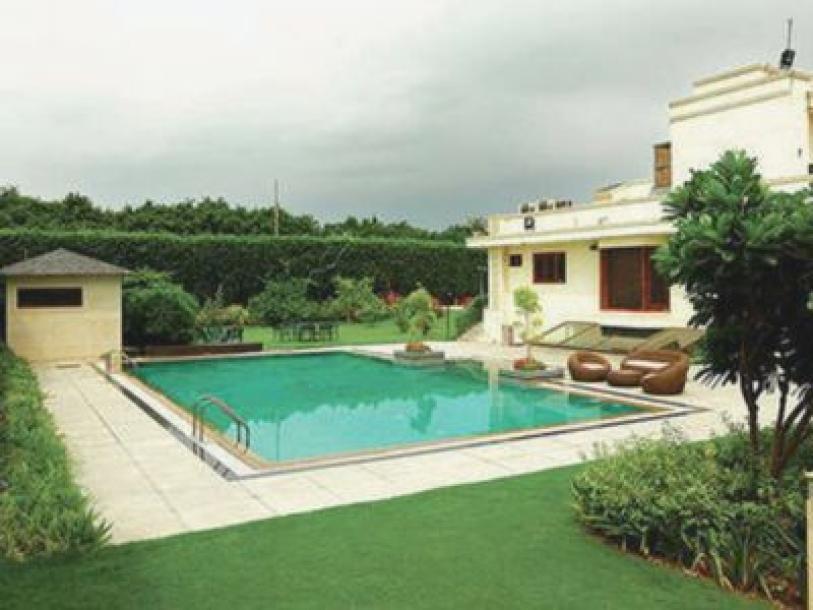 5 Bedroom Farm house 12100 sq yds in Rajokri Delhi-10