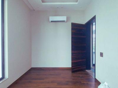 5 Bedroom Farm house 177 sq yd in Sultanpur, South Delhi