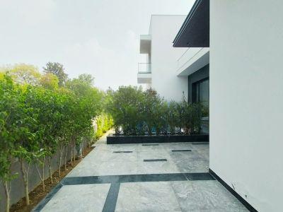 5 Bedroom Farm house 1500 sq-yds in Sultanpur, South Delhi